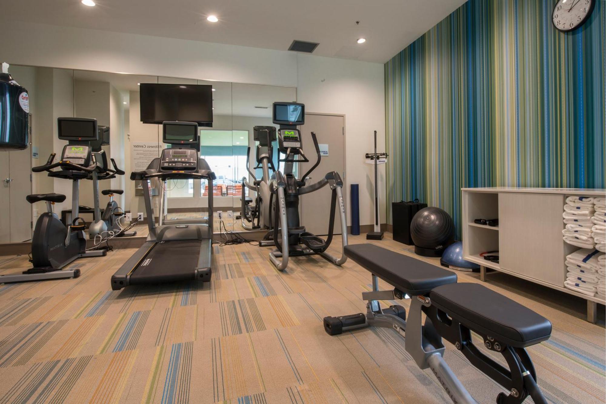 Holiday Inn Express & Suites Victoria-Colwood By Ihg Langford Εξωτερικό φωτογραφία
