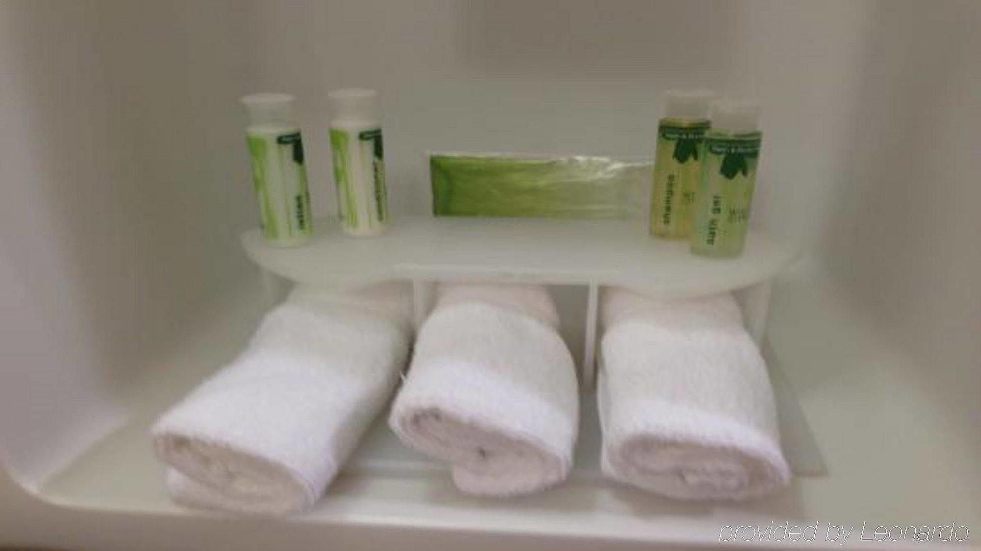 Holiday Inn Express & Suites Victoria-Colwood By Ihg Langford Εξωτερικό φωτογραφία